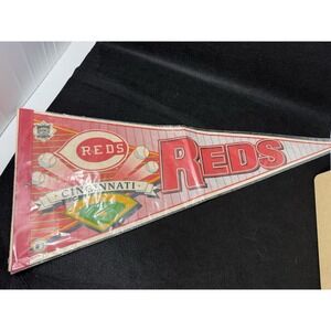 Vintage Cincinnati Reds MLB Baseball Felt Pennant Wall Banner 29 Inch